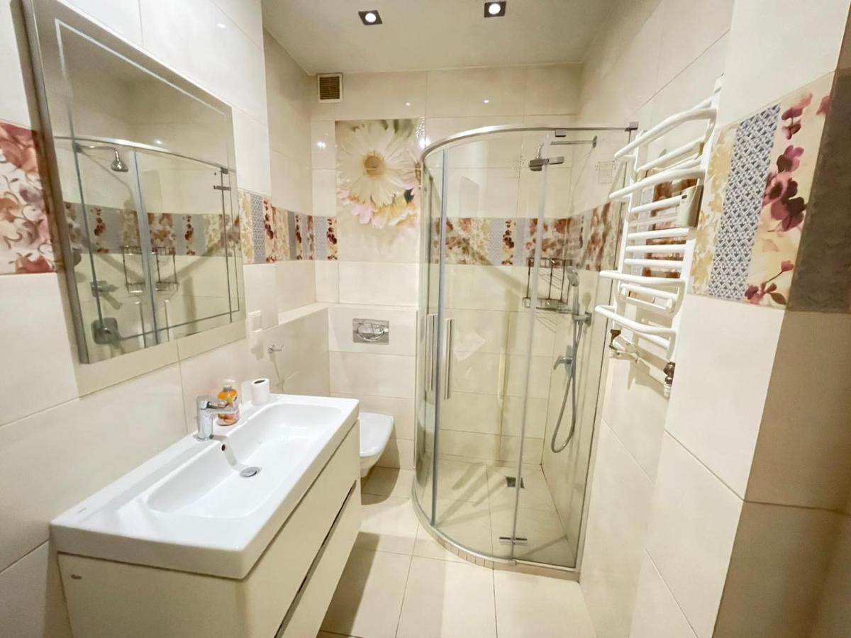 Yourapart Wilcza Apartment *