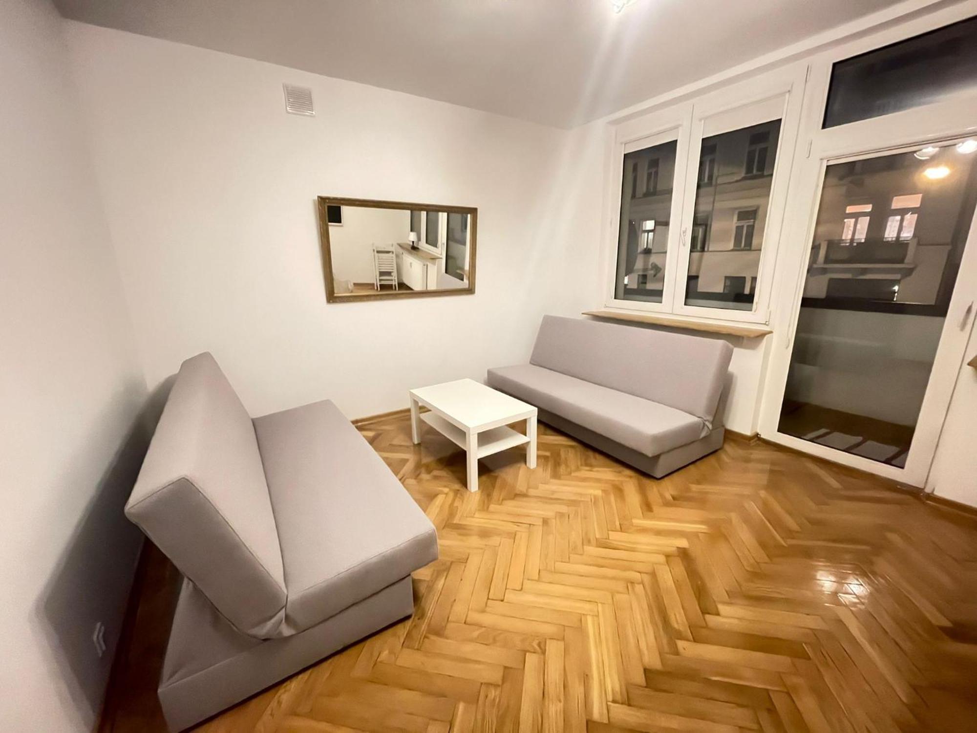 Apartment Yourapart Wilcza Warsaw